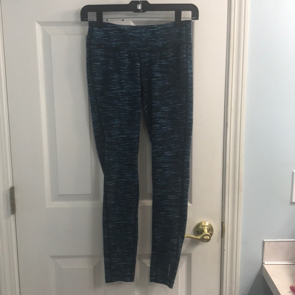 💥5 for $25💥 Reebok blue/black heather leggings